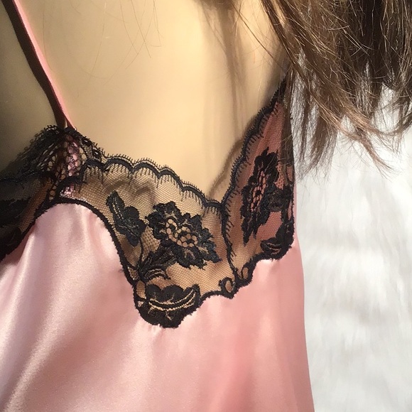 Vintage satin Chemise medium - Picture 6 of 9